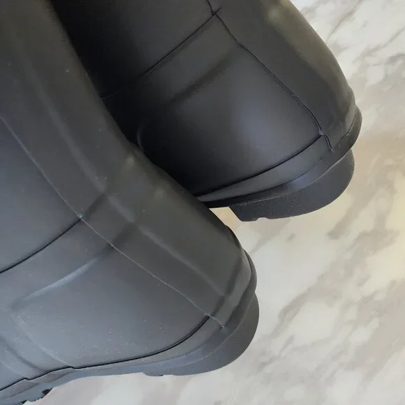 Hunter Women's Original Tall Rain Boots – Sustainable Style 🌧️🌱 - Picture 12 of 14